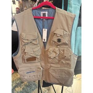 SZ M - Round 2 Vest, tan - NWT